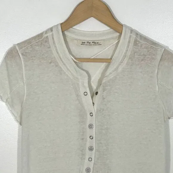 Free People What's Good Henley Top Size Medium Short Sleeve Tee Cotton Linen - Picture 5 of 11
